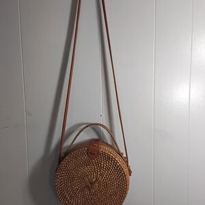 Elegant Woven Tan Crossbody Bag